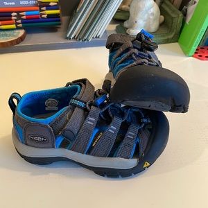 Pristine Keen Toddler Size 10 Sandals